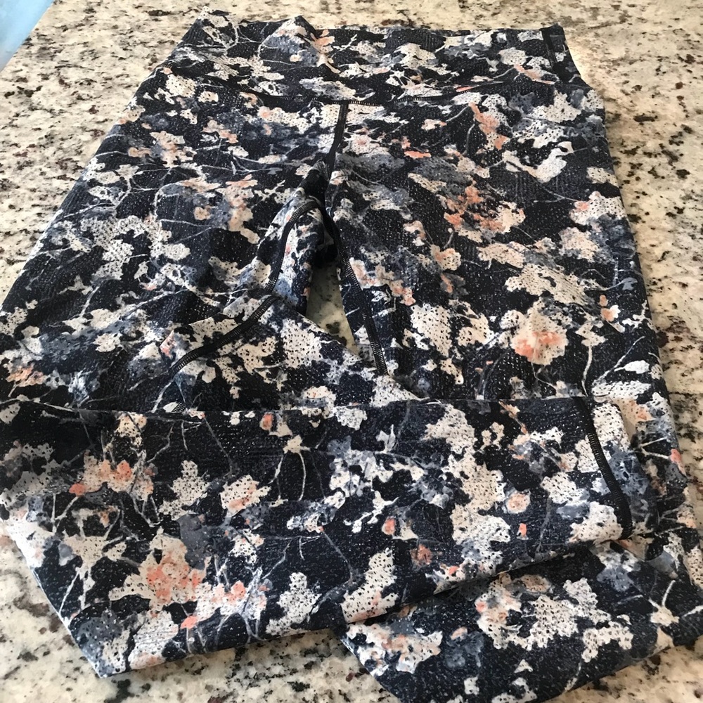 New without tag side 10 lululemon  full legging